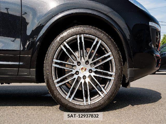 Porsche CAYENNE 2017-05 320093-7