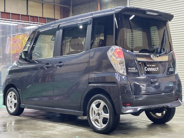 Nissan DAYZ ROOX 2015-03 185017-4