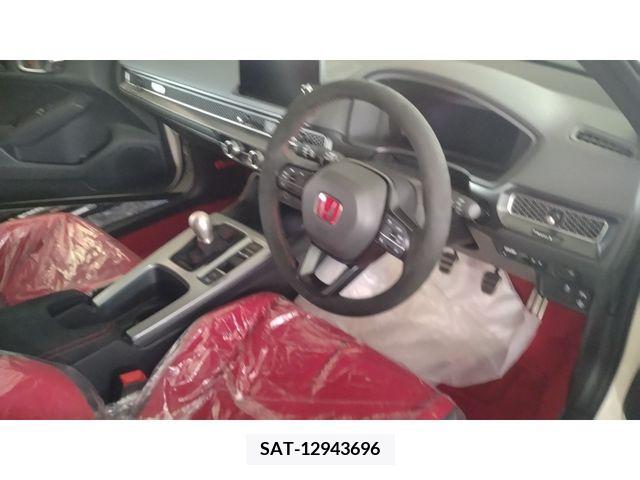 Honda CIVIC 2024-04 264492-1