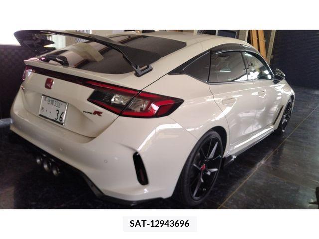 Honda CIVIC 2024-04 264492-5