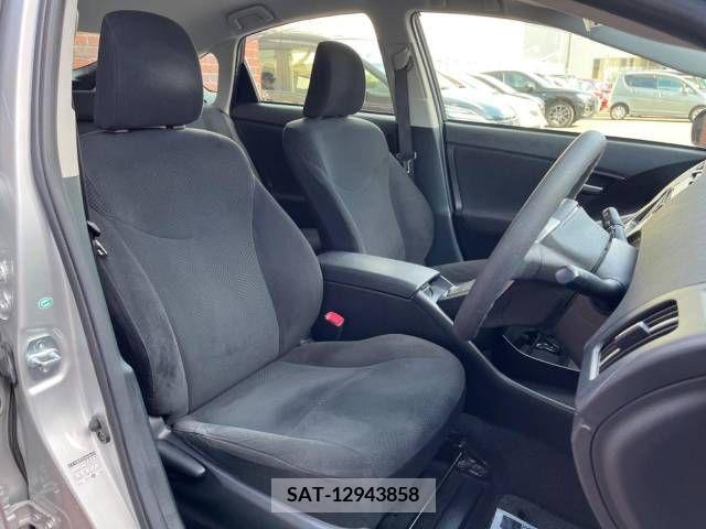 Toyota PRIUS 2012-07 366645-8
