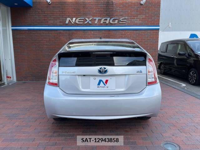 Toyota PRIUS 2012-07 366645-15
