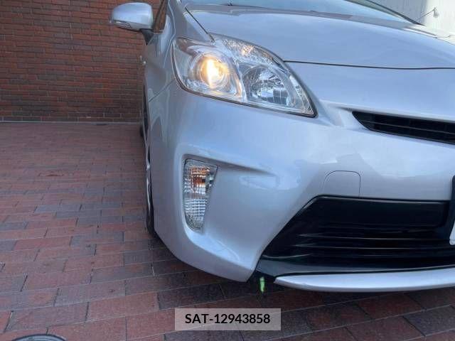 Toyota PRIUS 2012-07 366645-12