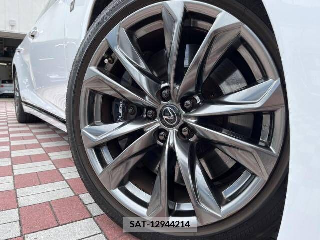 Lexus LS 2017-12 275575-13