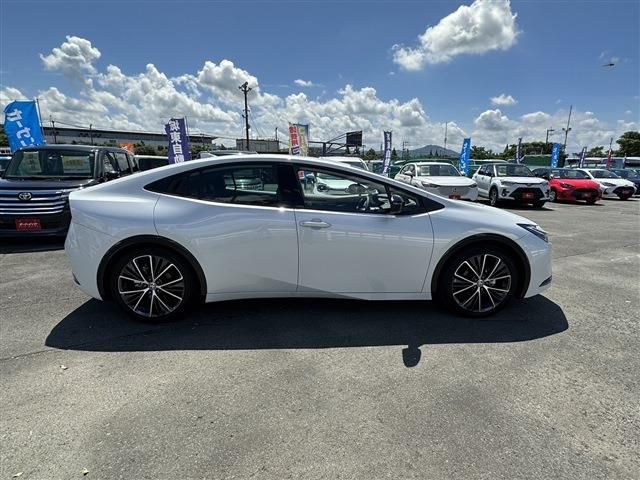 Toyota PRIUS 2023-07 7101-5
