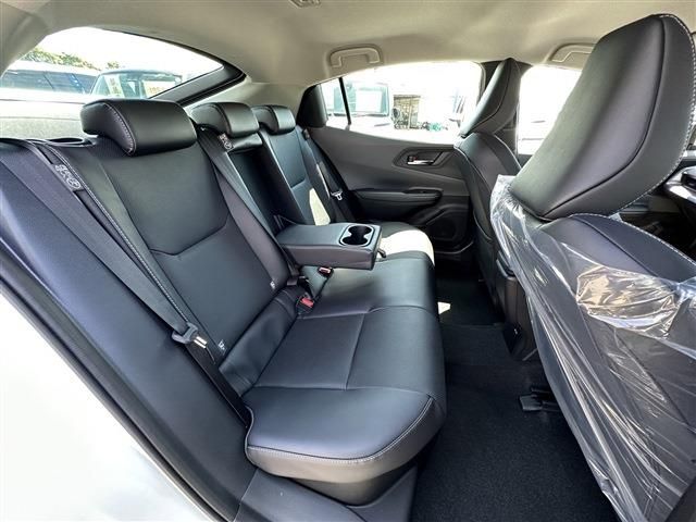Toyota PRIUS 2023-07 7101-11
