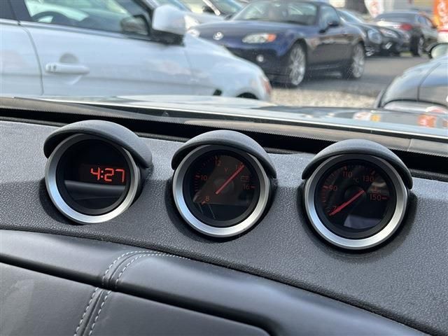 Nissan FAIRLADY Z 2010-08 7048-14