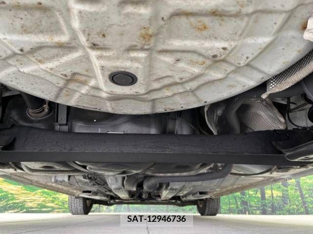 Nissan NOTE 2017-11 281726-19