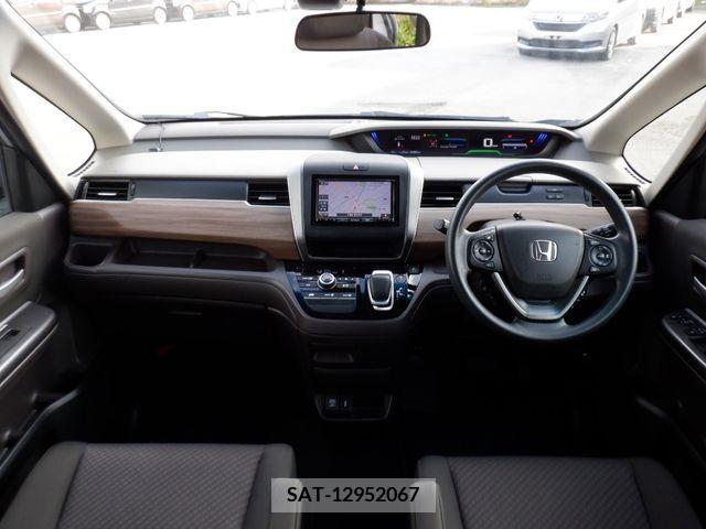 Honda FREED HYBRID 2020-06 371923-1