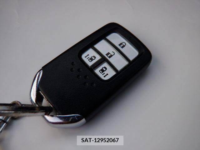 Honda FREED HYBRID 2020-06 371923-27