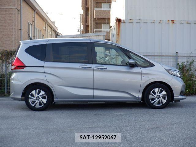 Honda FREED HYBRID 2020-06 371923-4