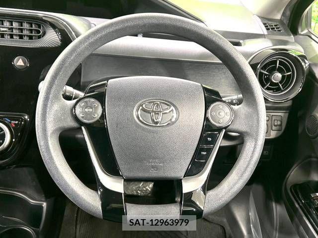 Toyota AQUA 2018-10 292279-11