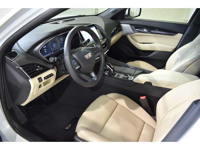 Cadillac CT5 2021-06 10019-3