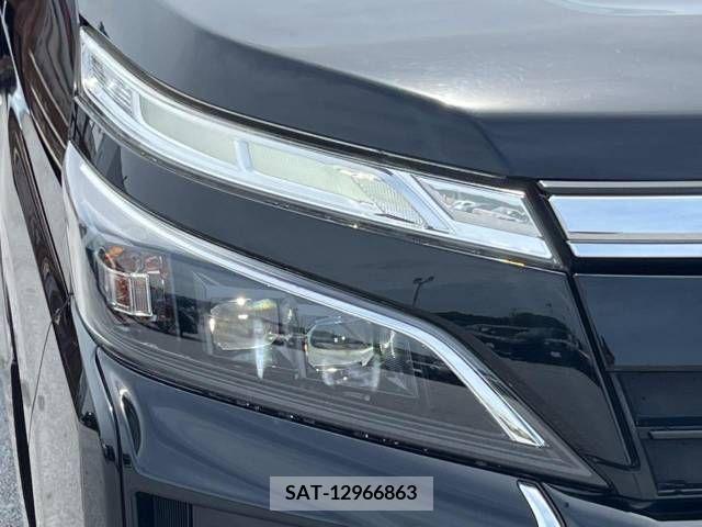 Toyota VOXY 2017-12 370332-16