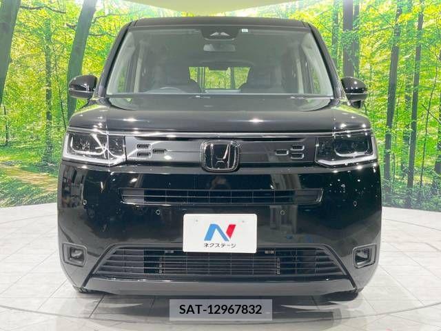 Honda STEP WGN 2023-06 344079-14