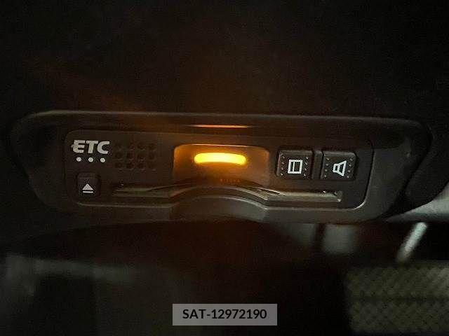 Honda VEZEL 2019-06 338847-4