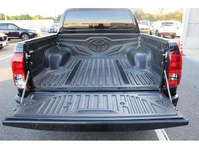Toyota HILUX 2019-02 14618-9