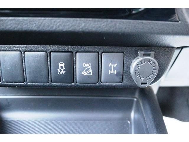 Toyota HILUX 2019-02 14618-16