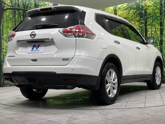 Nissan X-TRAIL 2014-08 24040-17