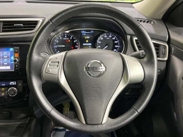 Nissan X-TRAIL 2014-08 24040-11
