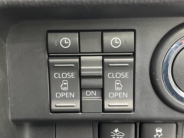 Toyota ROOMY 2021-11 194448-2