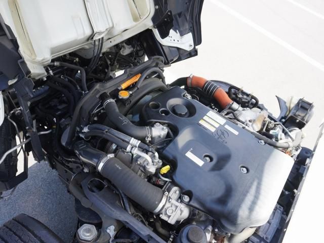 Isuzu ELF TRUCK 2012-12 196205-19