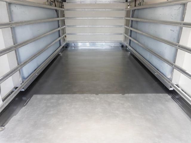 Isuzu ELF TRUCK 2012-12 196205-14