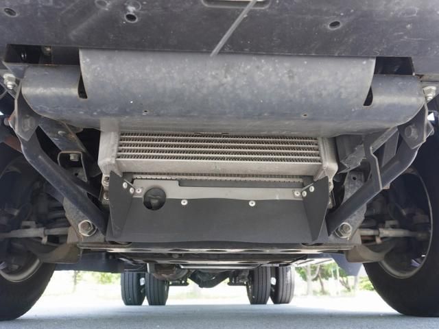 Isuzu ELF TRUCK 2012-12 196205-23
