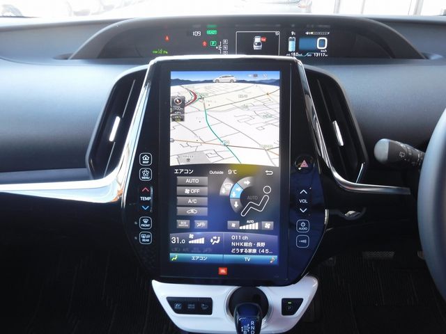 Toyota PRIUS 2018-11 181249-11