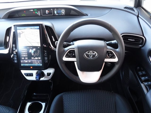 Toyota PRIUS 2018-11 181249-1