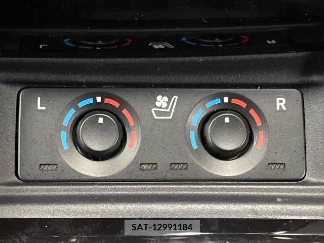 Toyota ALPHARD 2021-05 258989-7