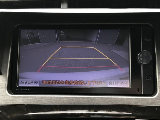 Toyota PRIUS 2013-01 5938-19
