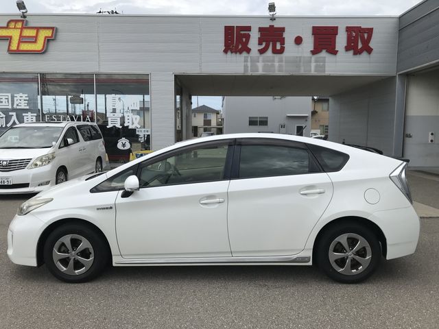 Toyota PRIUS 2013-01 5938-8