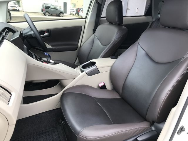 Toyota PRIUS 2013-01 5938-12