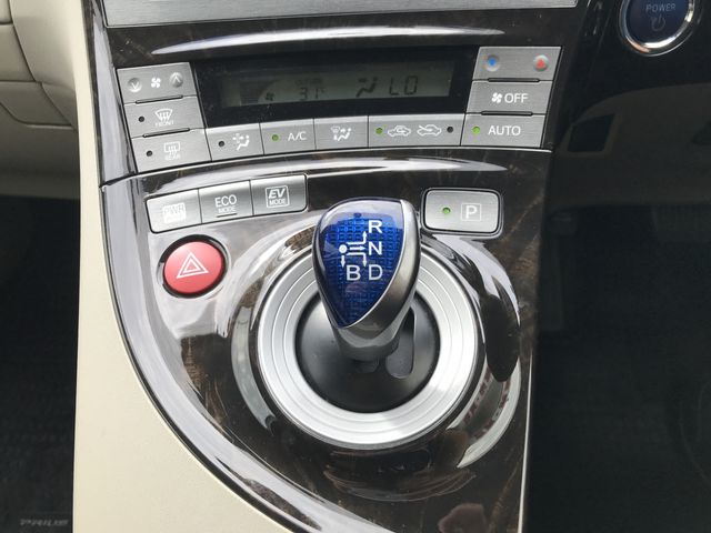 Toyota PRIUS 2013-01 5938-20