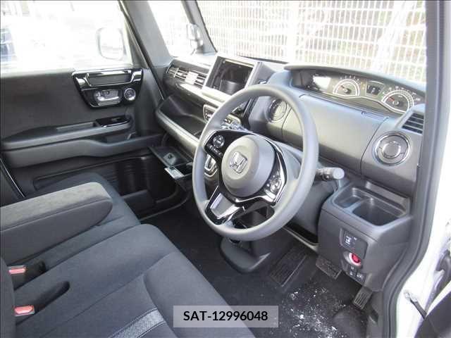 Honda N BOX CUSTOM 2023-01 307428-13