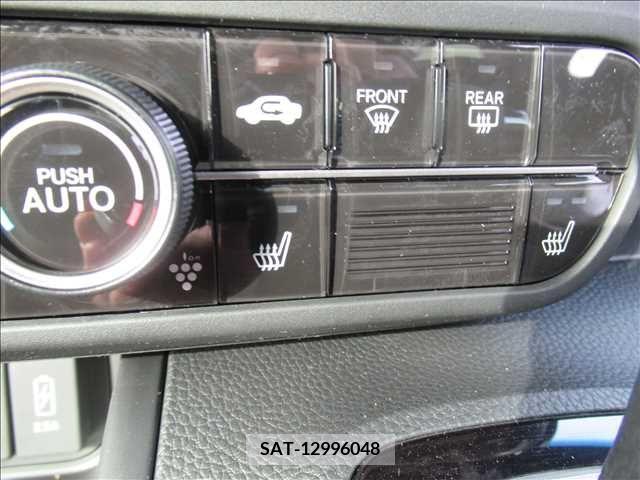 Honda N BOX CUSTOM 2023-01 307428-12
