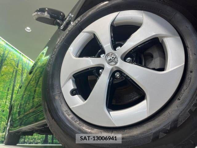 Toyota PRIUS 2012-11 328962-13