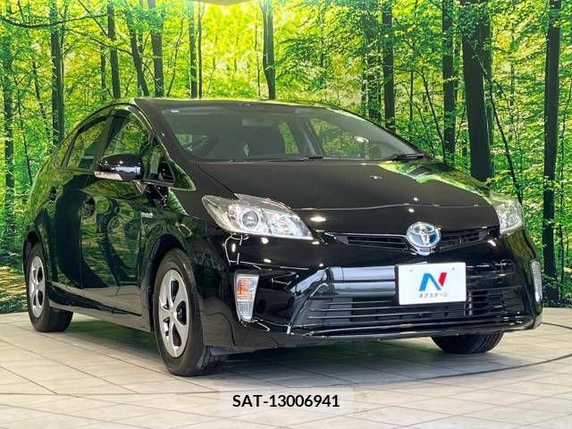 Toyota PRIUS 2012-11 328962-16