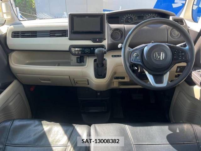 Honda N BOX 2017-10 364394-1
