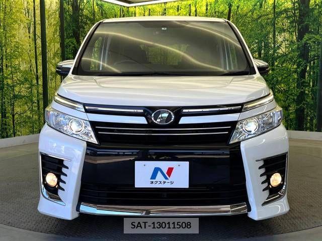 Toyota VOXY 2015-09 370464-16