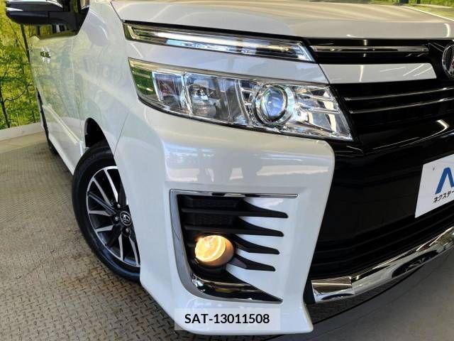 Toyota VOXY 2015-09 370464-13
