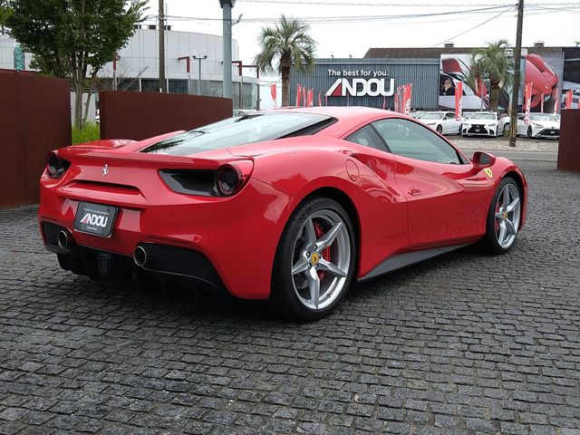 Ferrari 488 GTB 2017-03 754-3