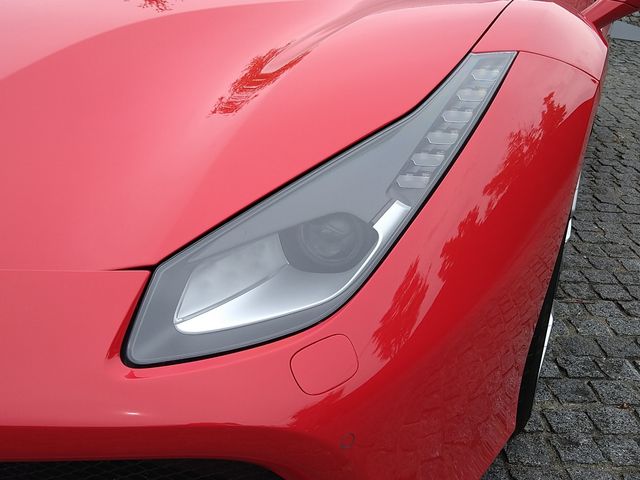 Ferrari 488 GTB 2017-03 754-5
