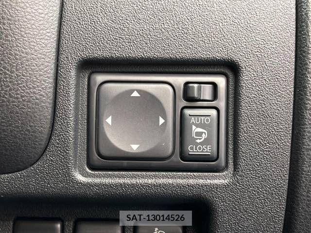 Nissan MARCH 2012-07 308142-7