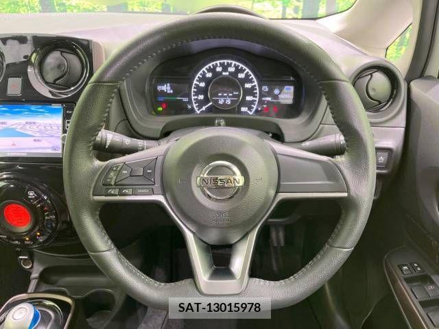 Nissan NOTE 2017-03 342961-11