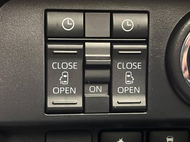 Toyota ROOMY 2021-04 14658-3
