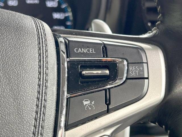 Mitsubishi OUTLANDER PHEV 2018-12 26588-6