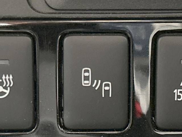 Mitsubishi OUTLANDER PHEV 2018-12 26588-9