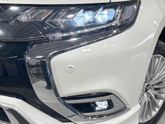 Mitsubishi OUTLANDER PHEV 2018-12 26588-12